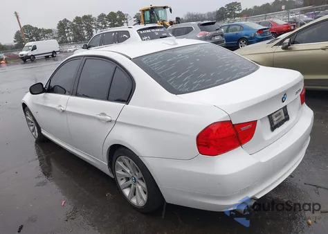 2011 BMW 328I z USA, uszkodzony, nr VIN WBAPH7C52BE683006